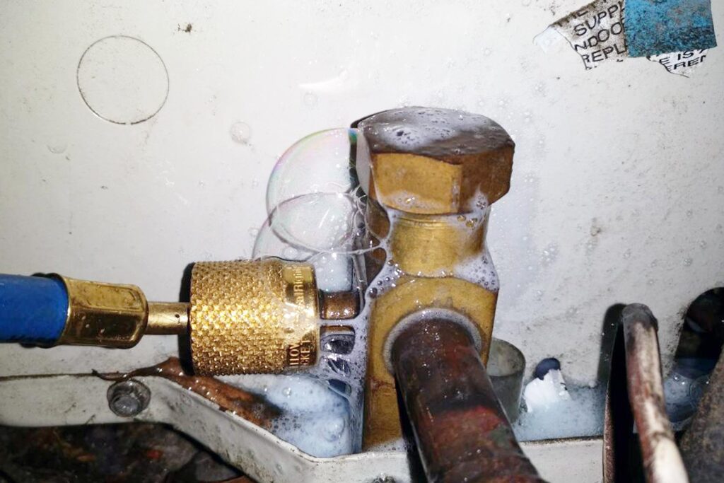 How Do You Test For Leaks In HVAC?